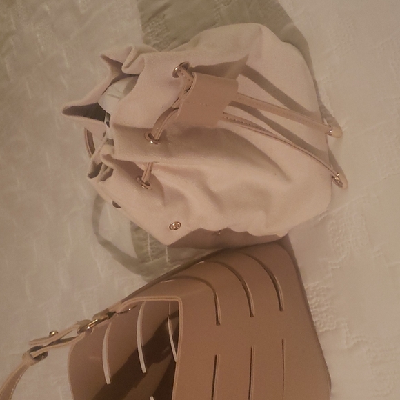 Small tote - Picture 2 of 4